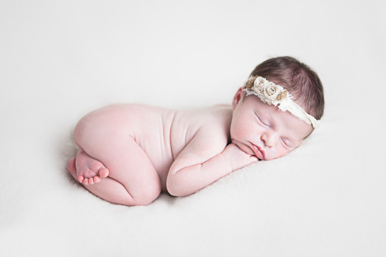 6 day old newborn sleeping bum up on blanket - ellensburg newborn photography