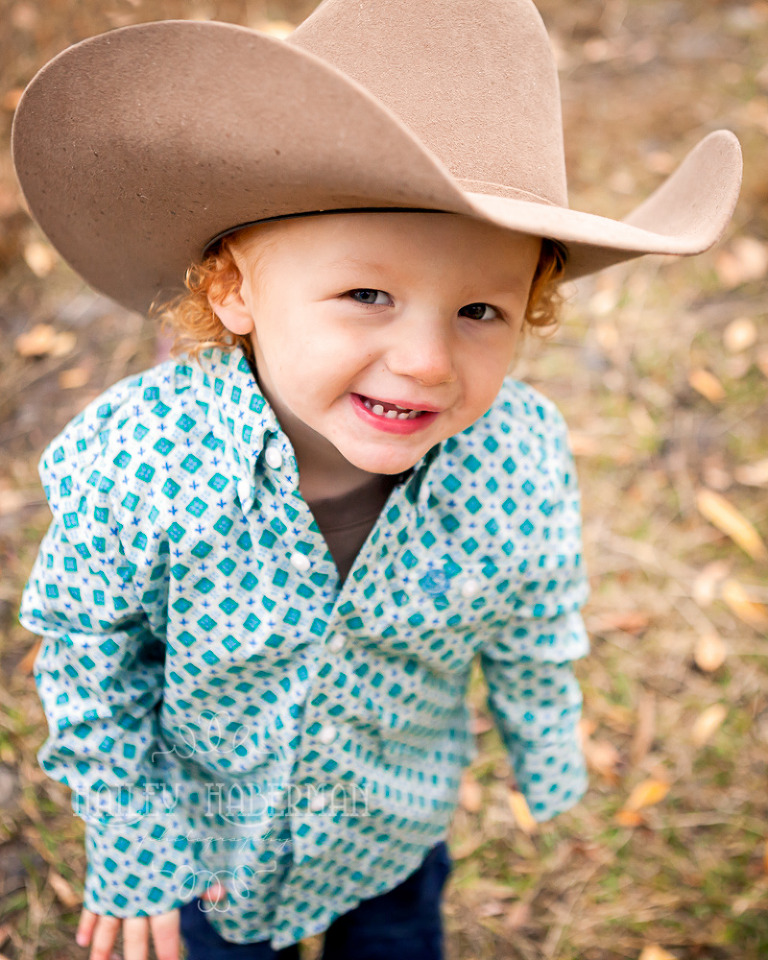 Fall lifesyle family session by Ellensburg Photographer Hailey Haberman with Russ and Danae photo of little cowboy