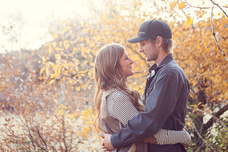 fall engagement session in Ellensburg WA by Hailey Haberman